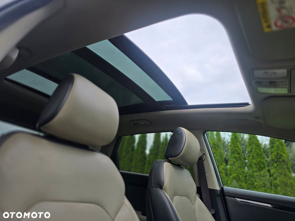 Kia Carens 1.7 CRDi 136 Fifa World Cup Edition - 13