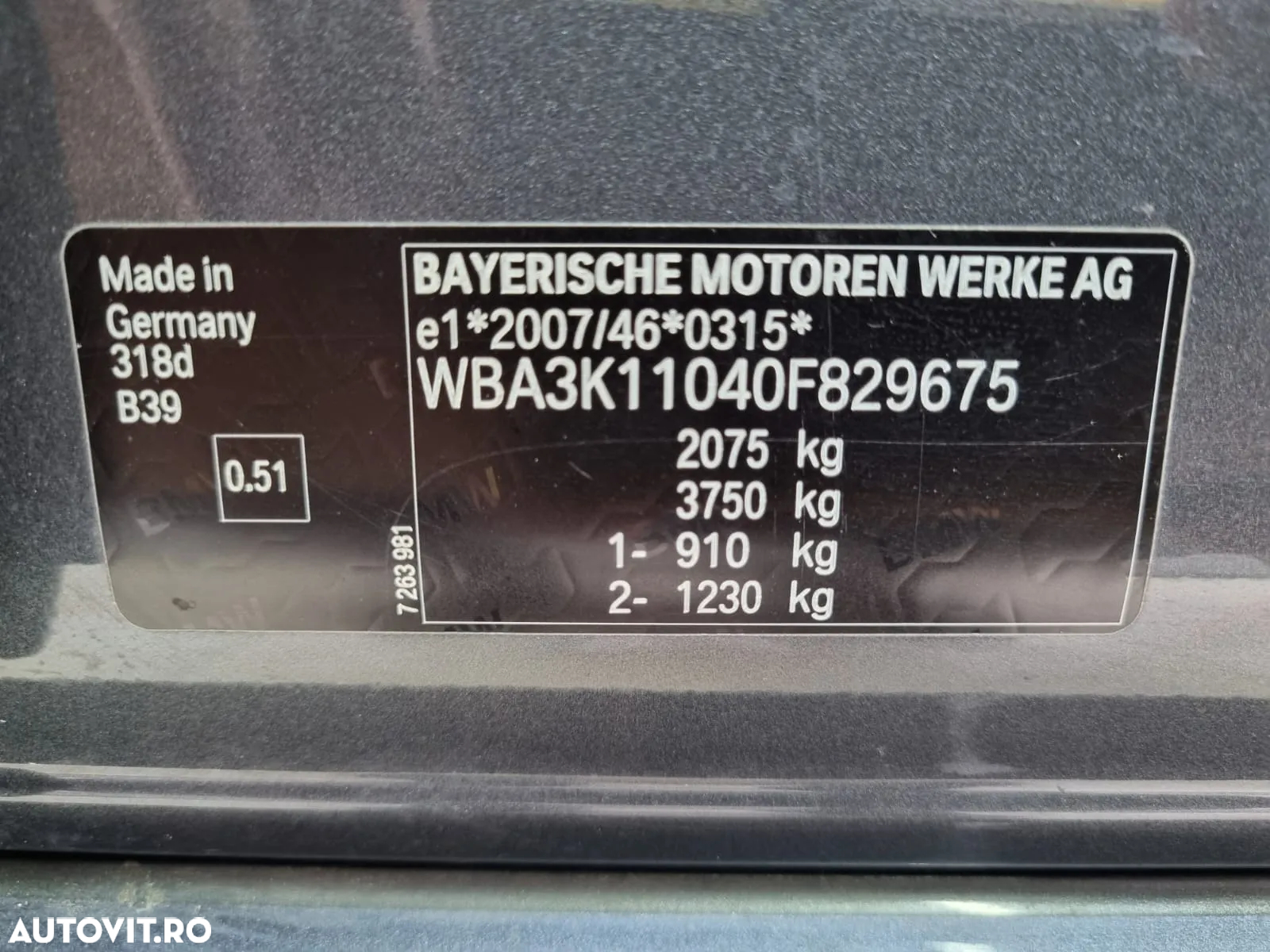 BMW Seria 3 318d - 36