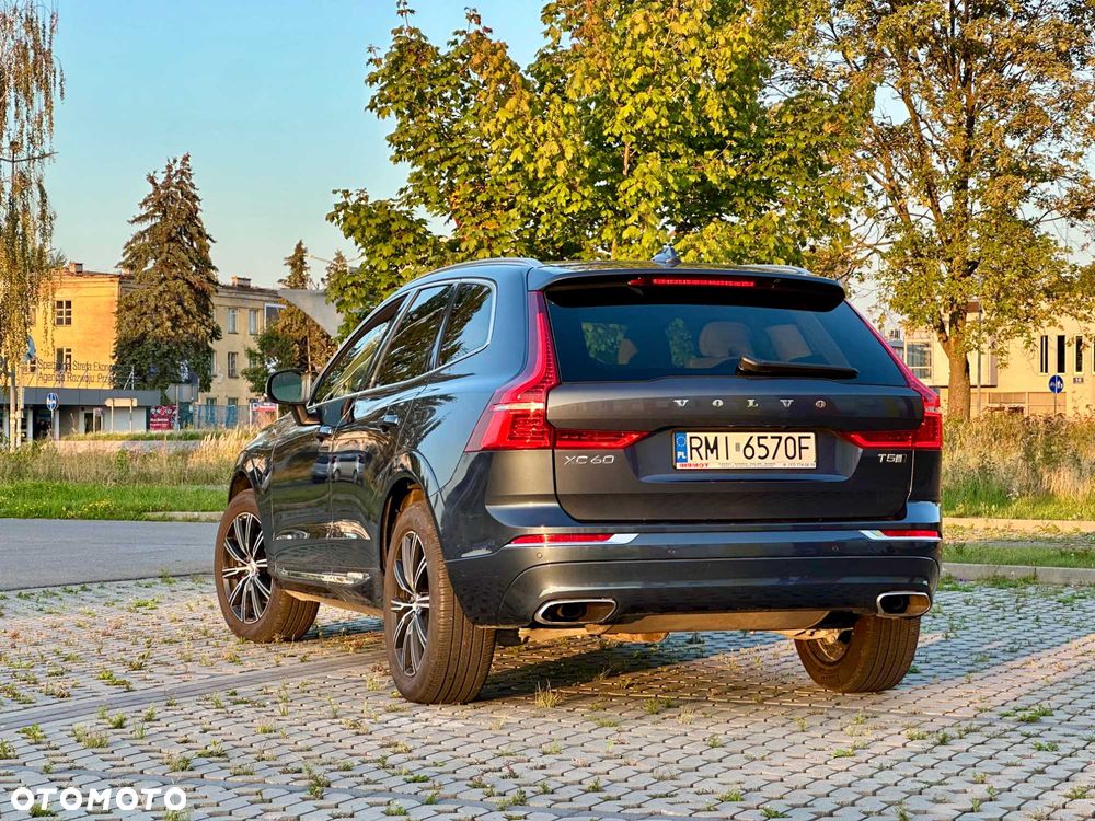 Volvo XC 60 - 4