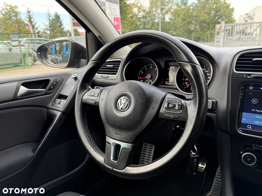 Volkswagen Golf 1.2 TSI Style - 34