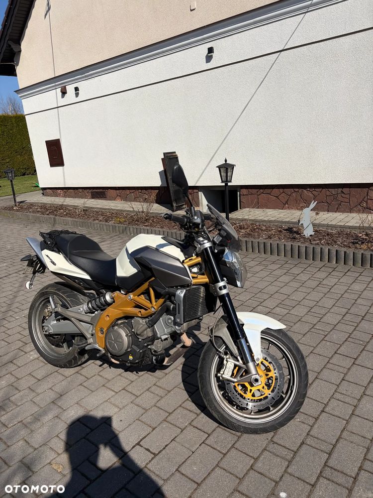Aprilia Shiver - 1
