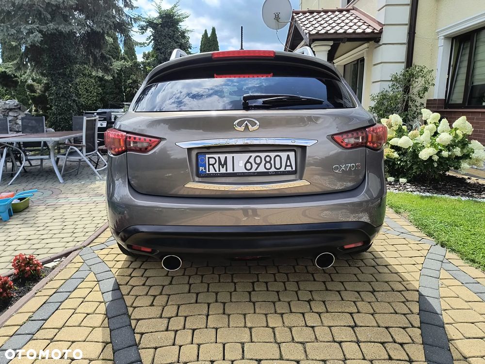 Infiniti QX70 3.0d GT Premium - 6