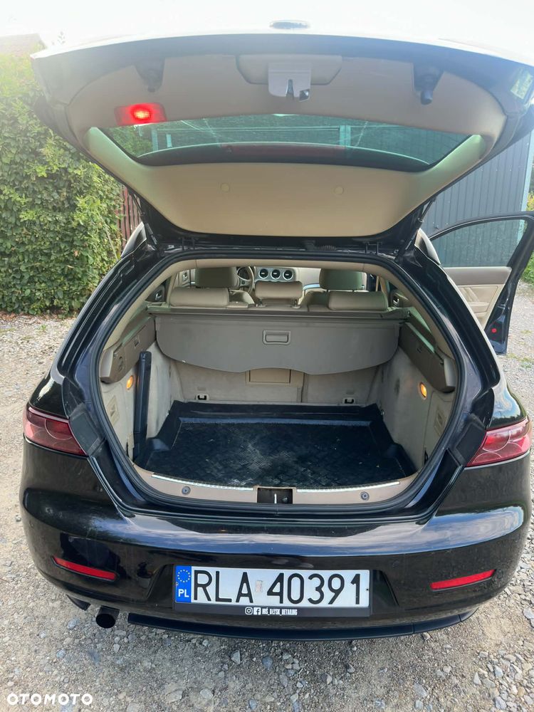 Alfa Romeo 159 1.9JTDM Q-Distinctive - 16