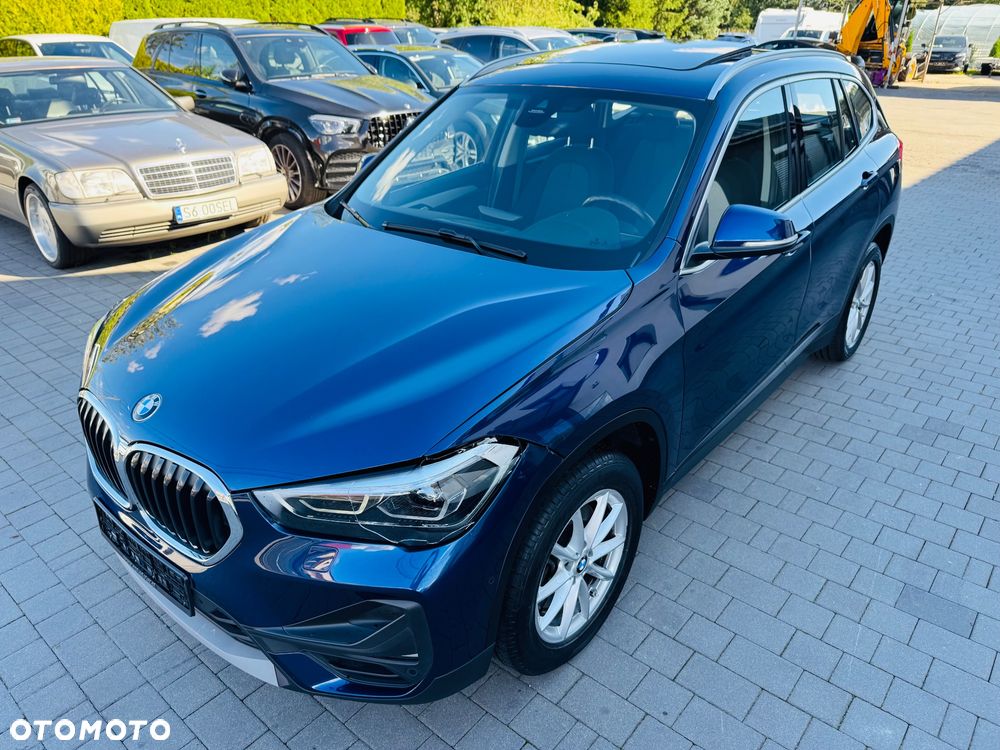 BMW X1 xDrive20i Advantage sport - 5