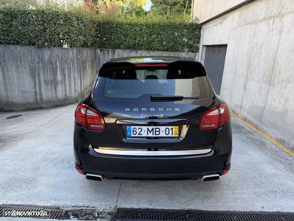 Porsche Cayenne S - 8