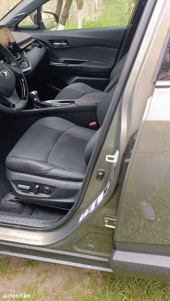 Toyota C-HR 1.8 HSD 122 CP 4x2 CVT C-lassy - 9