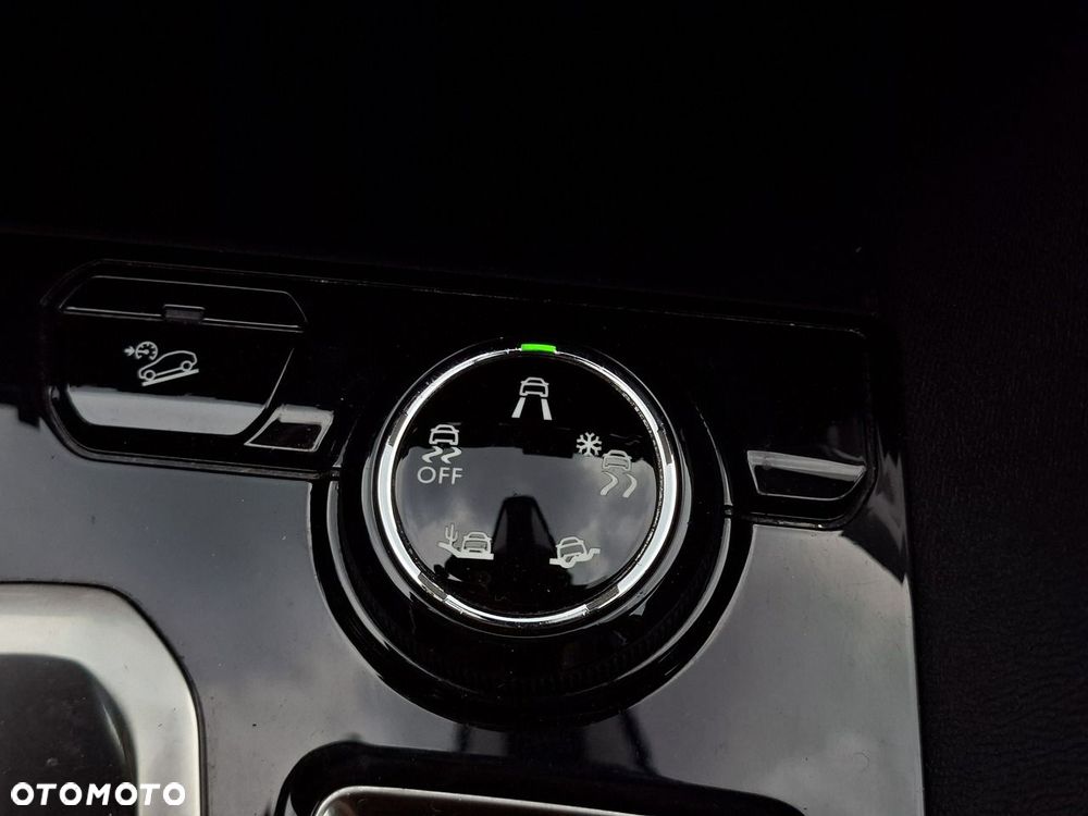 Peugeot 5008 BlueHDi 130 EAT8 Allure - 26