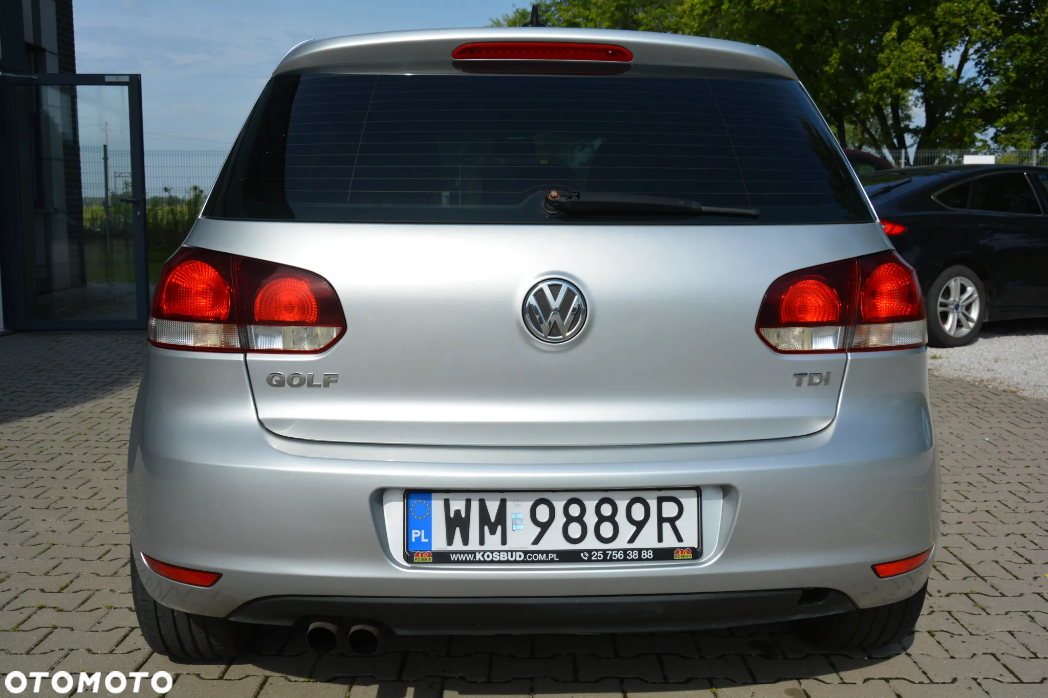 Volkswagen Golf - 8