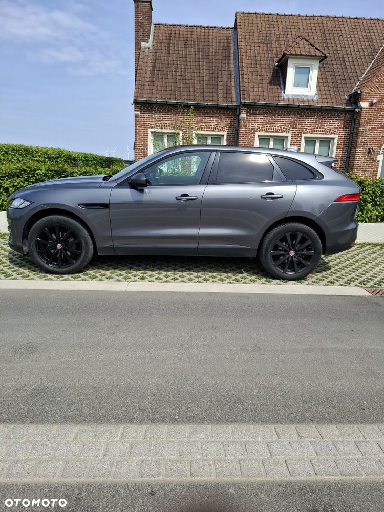 Jaguar F-Pace - 5