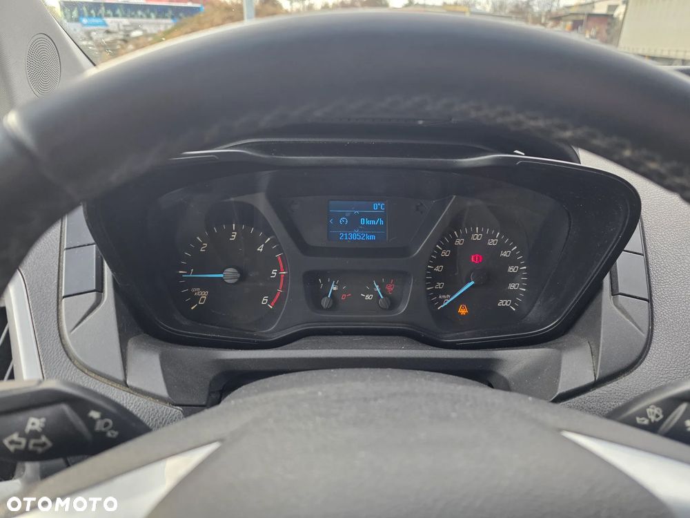 Ford Transit Custom - 11
