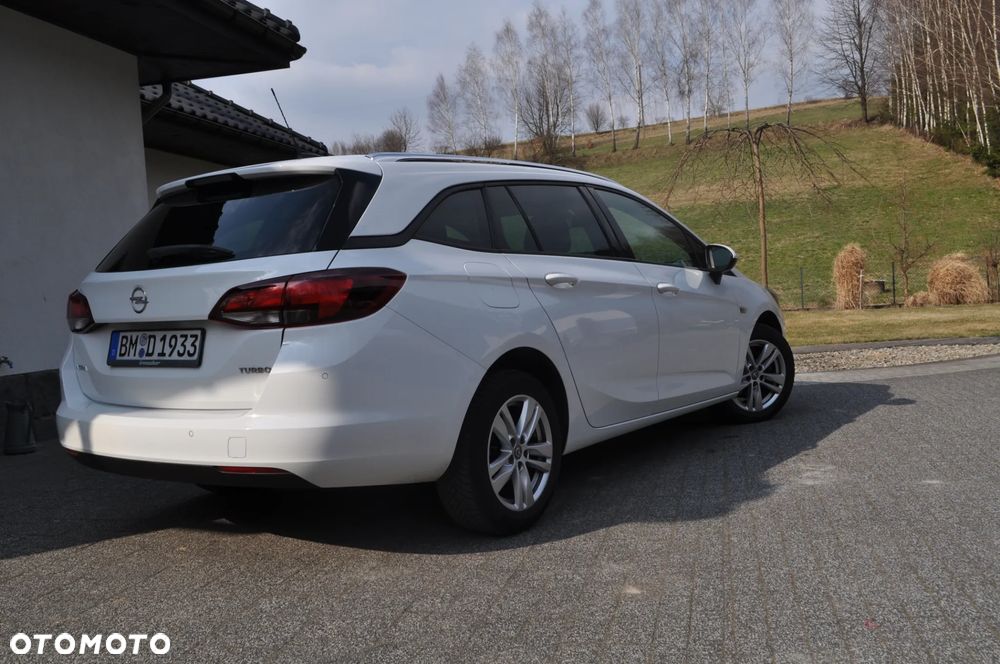 Opel Astra 1.4 Turbo Start/Stop ON - 10