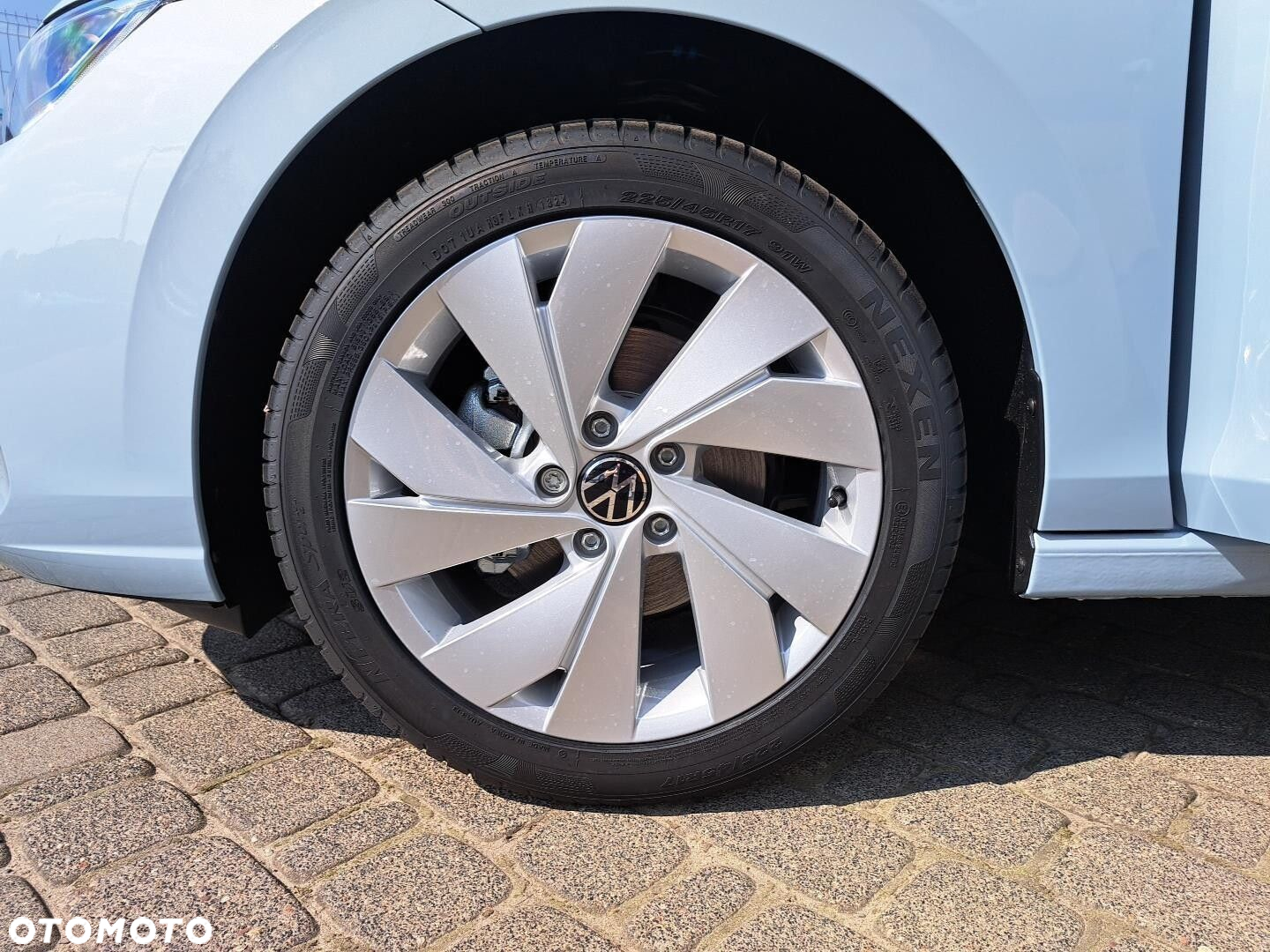 Volkswagen Golf VIII 1.5 eTSI mHEV Life Plus DSG - 36