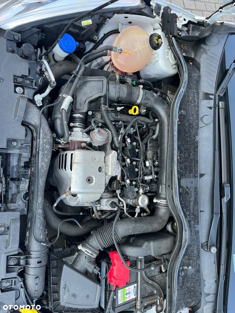 Ford Fiesta 1.0 EcoBoost STart-Stop ST-LINE - 23