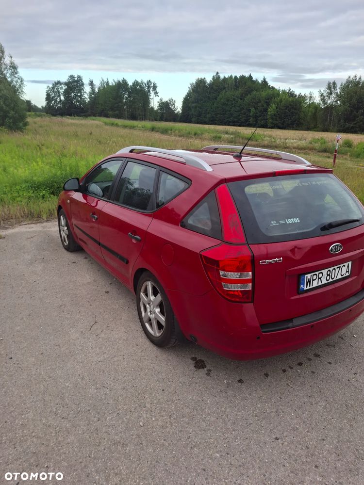 Kia Ceed 1.6 Comfort - 4