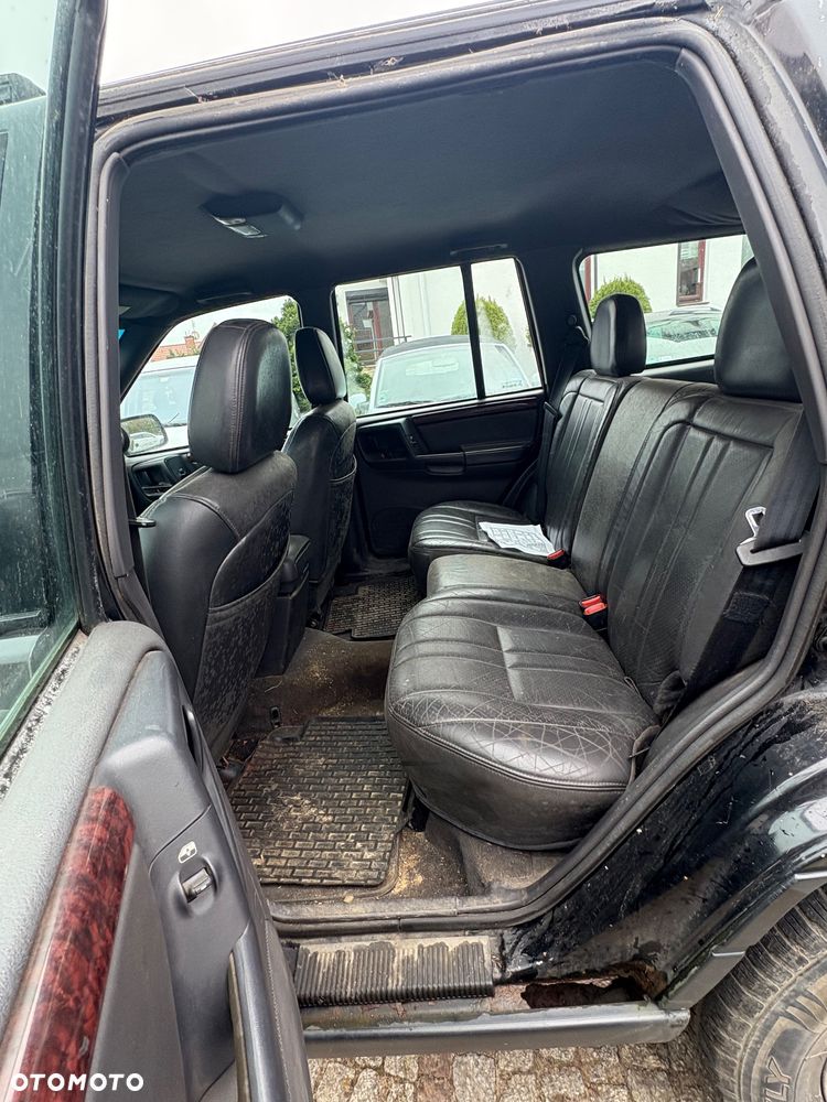Jeep Grand Cherokee - 18