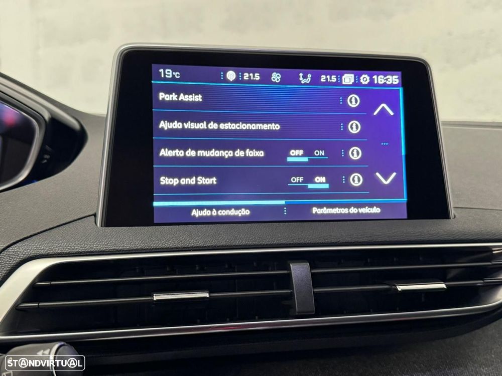 Peugeot 3008 1.5 BlueHDi Allure - 30