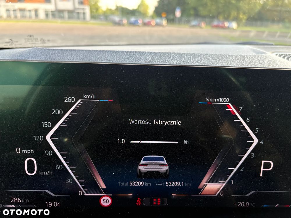 BMW Seria 3 318i M Sport - 19