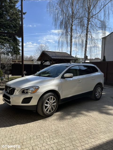Volvo XC 60 T6 AWD Momentum - 1