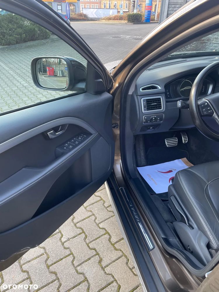 Volvo XC 70 D5 AWD Summum - 15