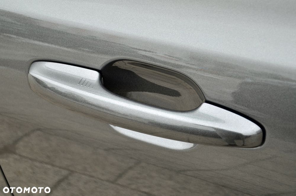 Ford Focus 1.0 EcoBoost mHEV ST-Line X - 13