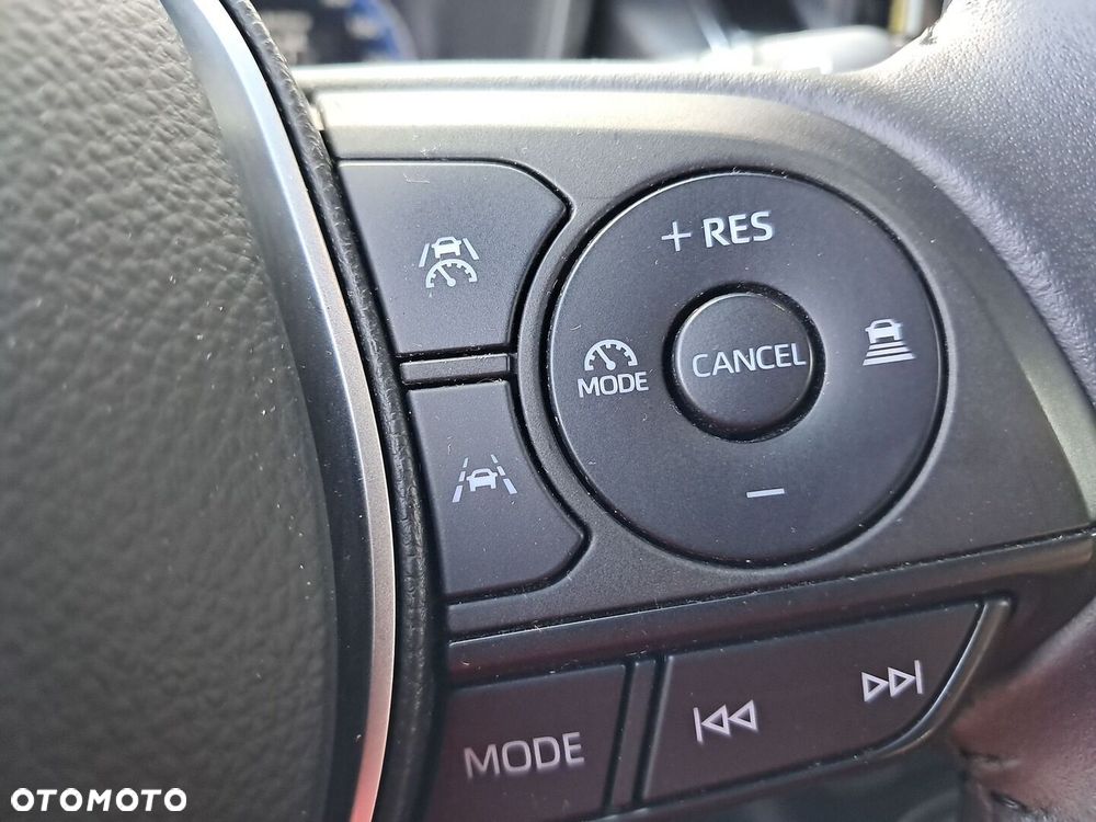 Toyota Corolla 2.0 Hybrid Comfort - 24