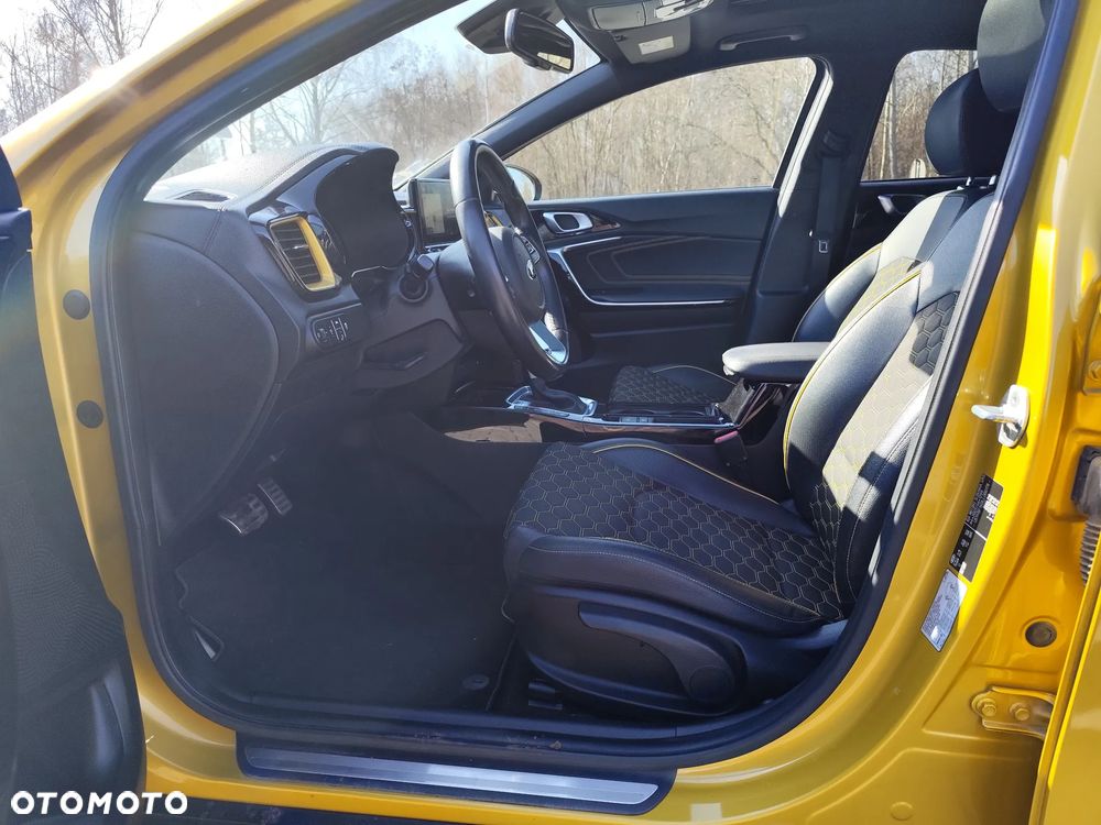 Kia XCeed 1.4 T-GDI OPF DCT7 PLATINUM EDITION - 3