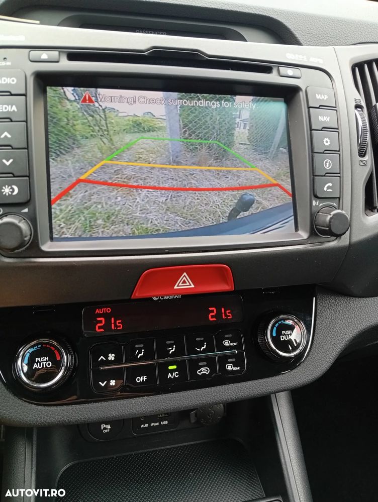 Kia Sportage 2.0 DSL MT 4x4 PREMIUM - 11