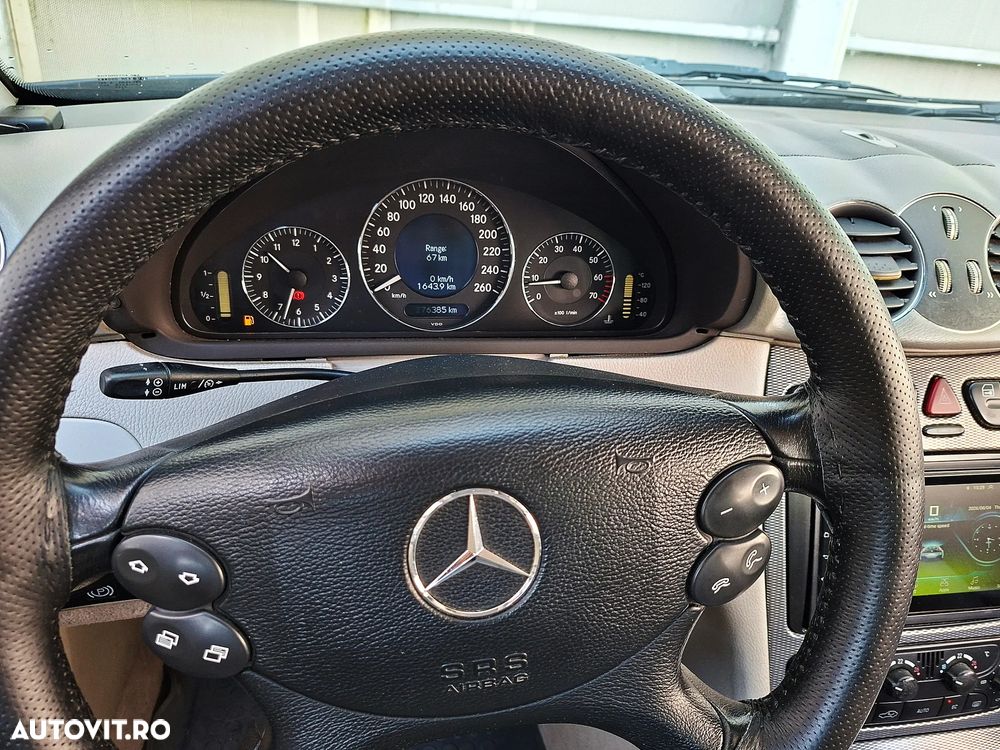 Mercedes-Benz CLK - 12