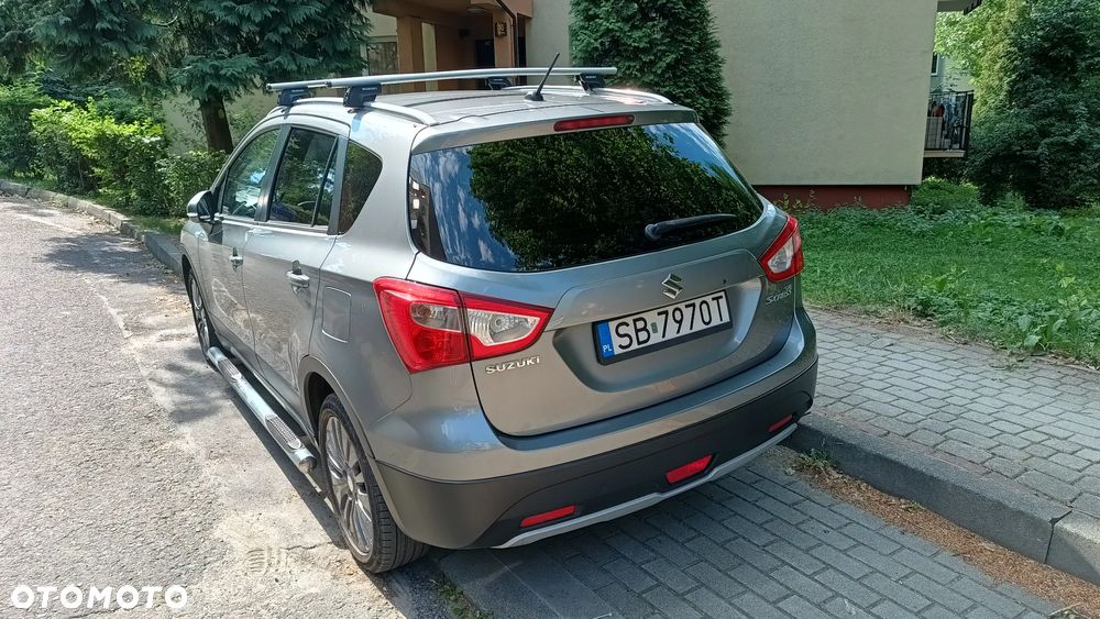 Suzuki SX4 1.6 Premium - 4