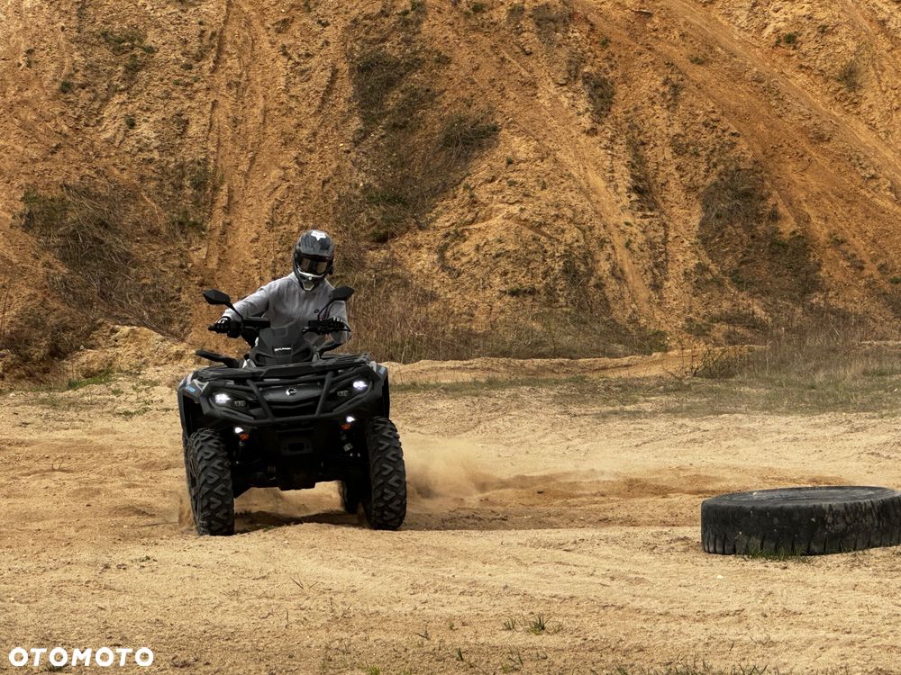 Can-Am Outlander Max - 7