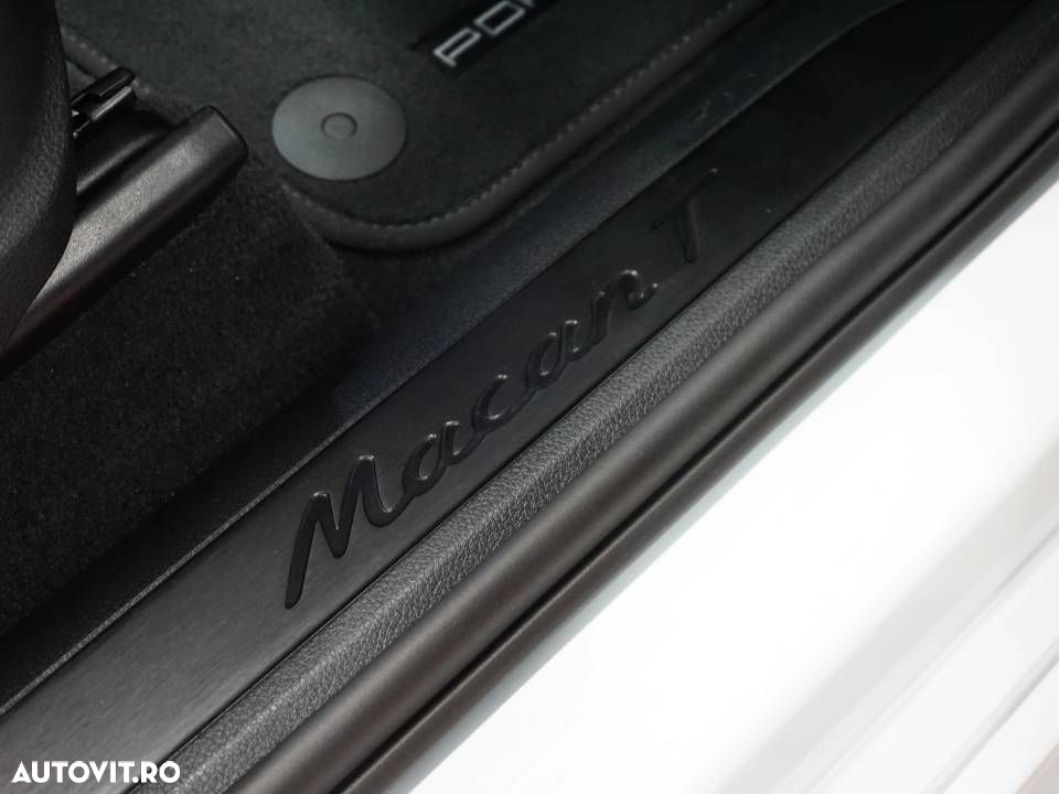 Porsche Macan T - 24