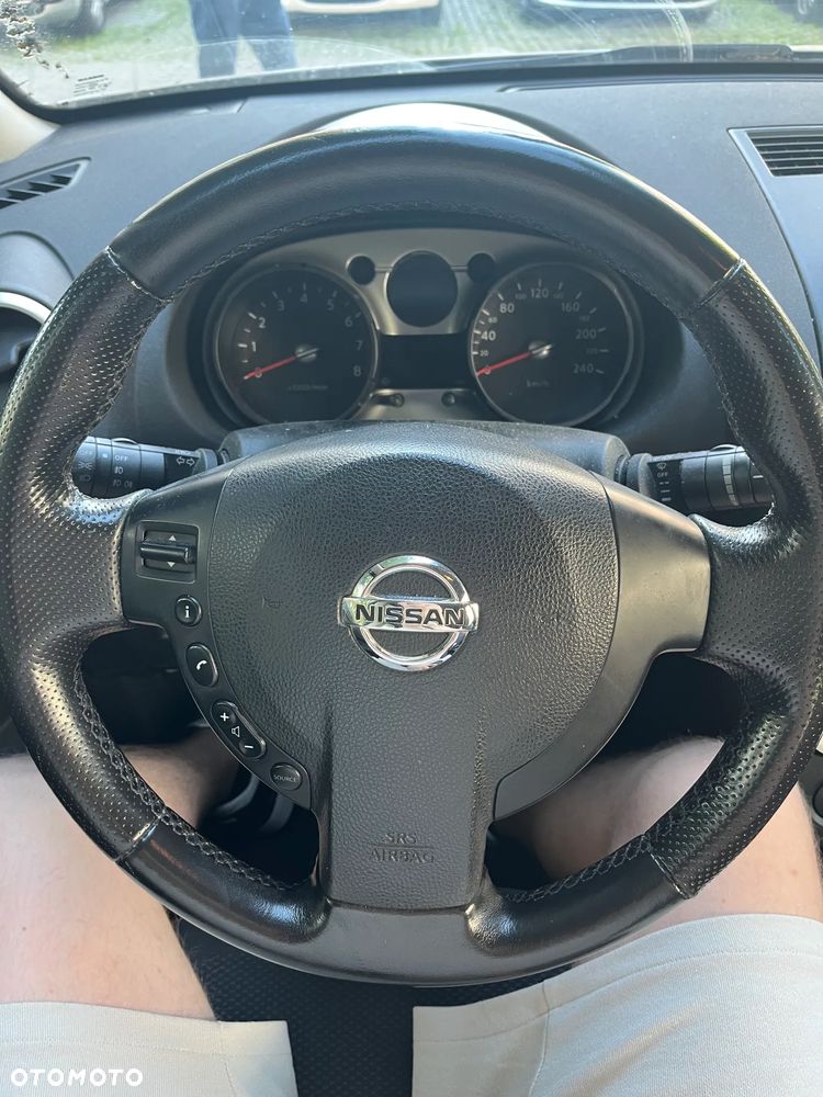 Nissan Qashqai 1.6 Visia - 12