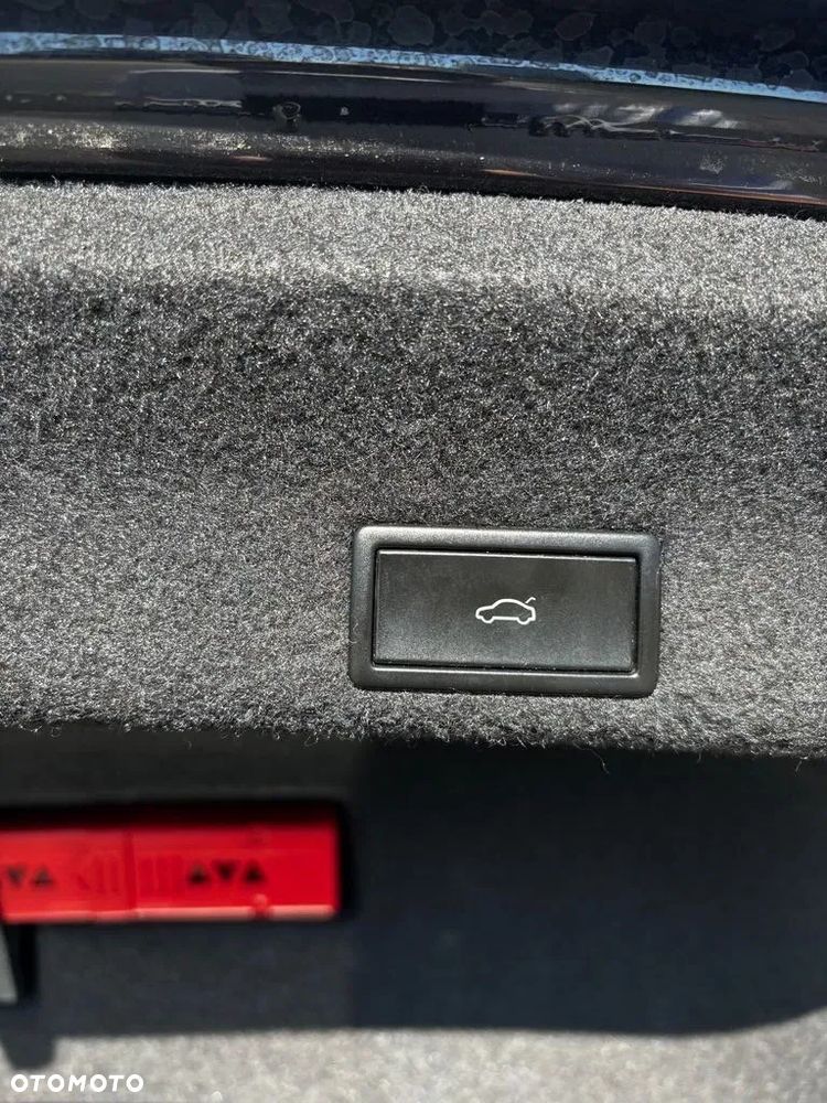 Volkswagen Passat - 17