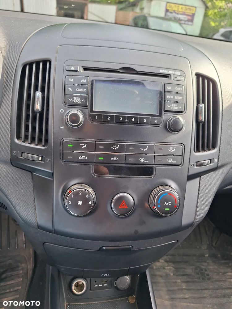 Hyundai i30 1.6 CRDi Comfort - 13