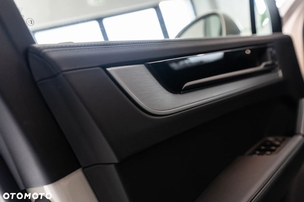 Porsche Cayenne E-Hybrid PHEV - 26