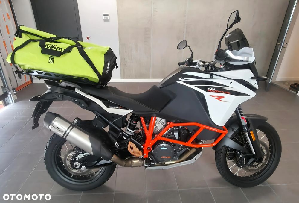 KTM Adventure - 1