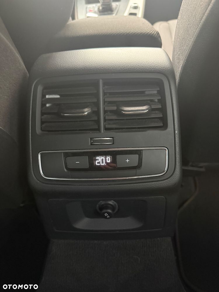 Audi A4 Avant 30 TDI S tronic - 18
