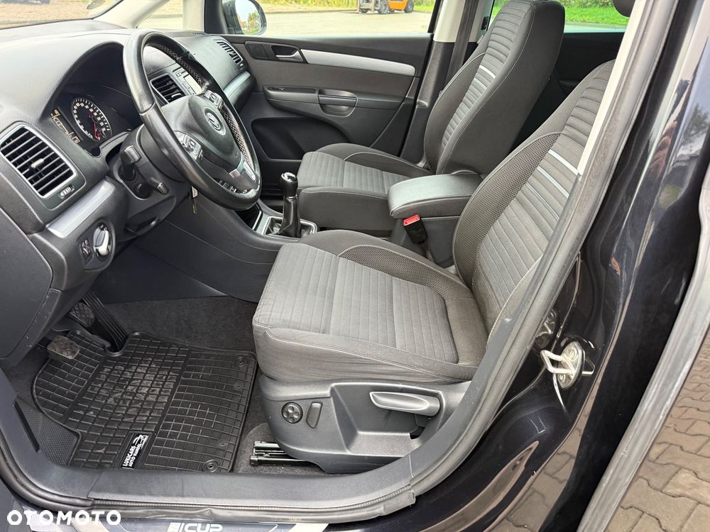 Volkswagen Sharan 2.0 TDI Comfortline - 24