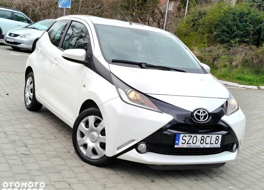 Toyota Aygo x-play touch - 34