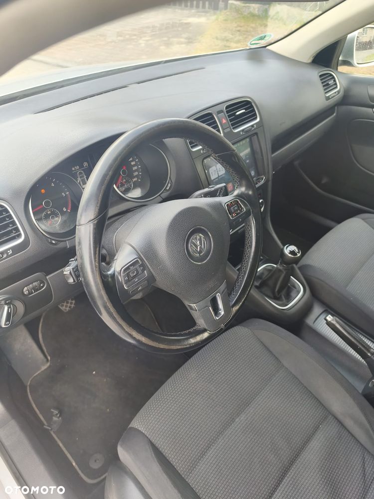 Volkswagen Golf 1.6 TDI DPF Highline - 15
