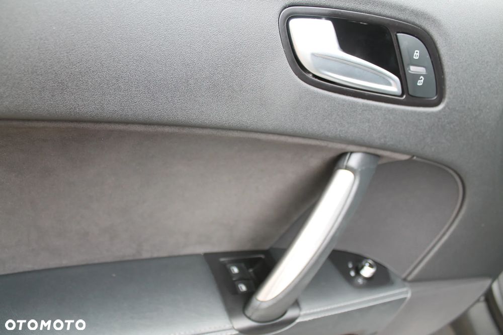 Audi TT Coupé 1.8 TFSI Prime Line - 12