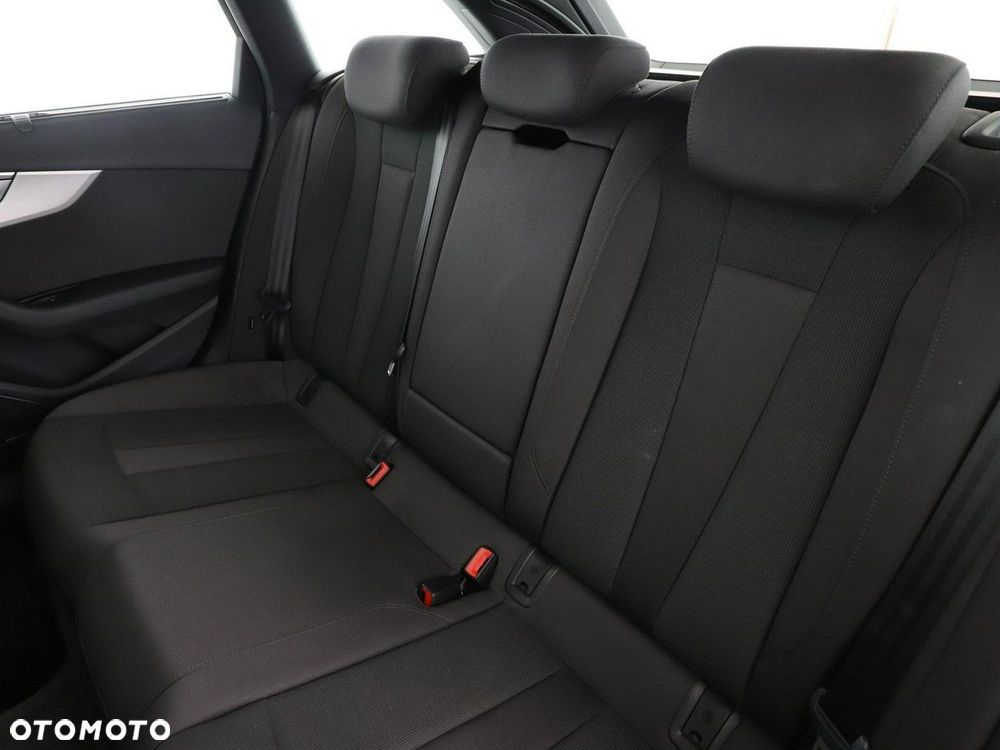 Audi A4 Avant 35 TDI mHEV Advanced S tronic - 18