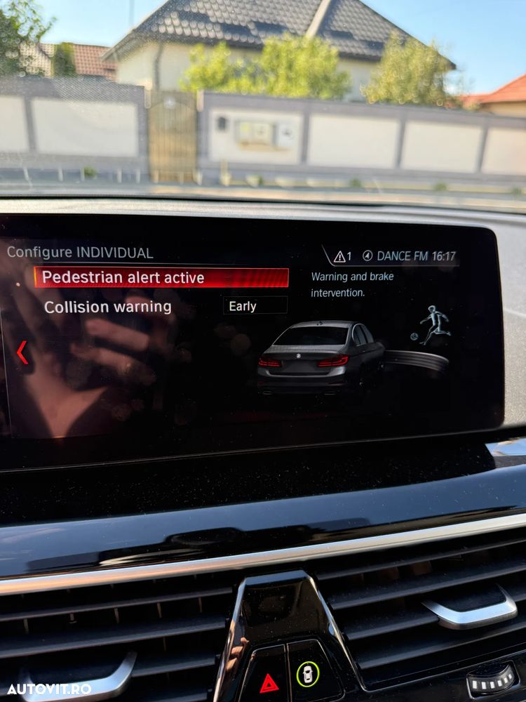 BMW Seria 5 520d AT - 12