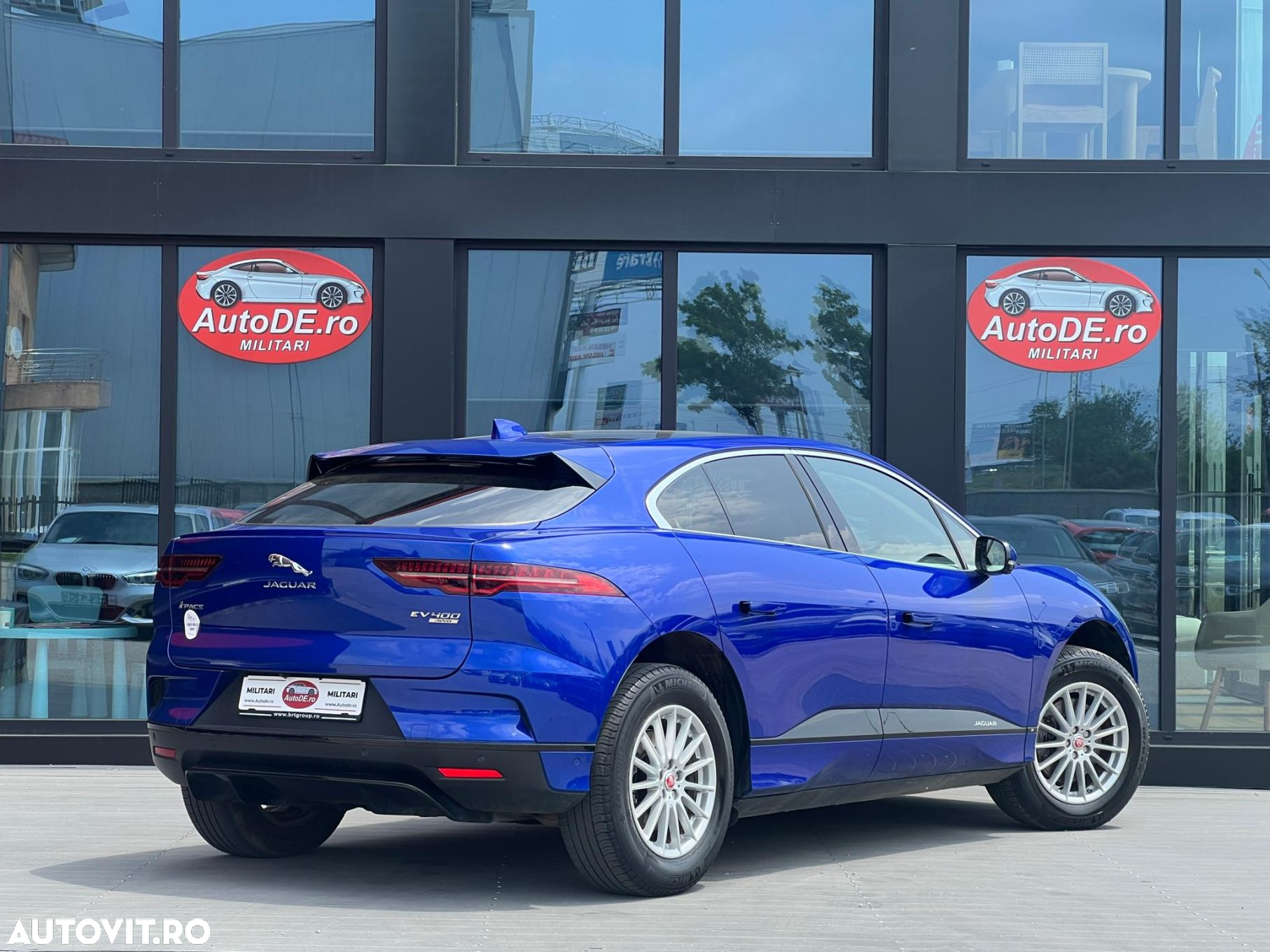 Jaguar I-Pace - 4
