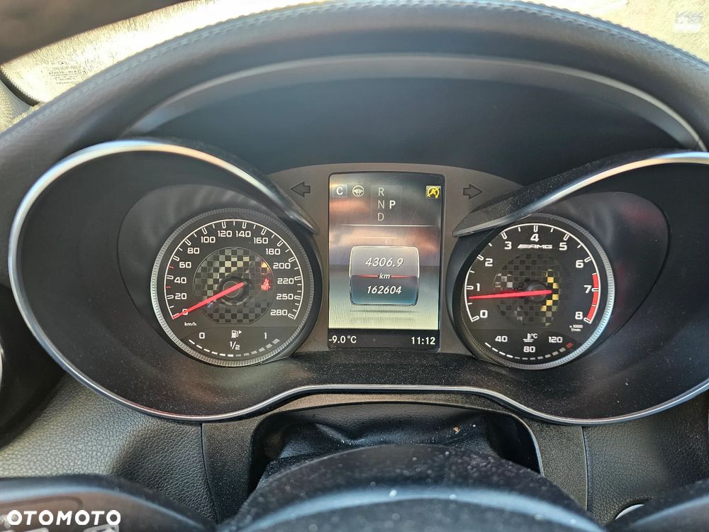 Mercedes-Benz GLC - 9