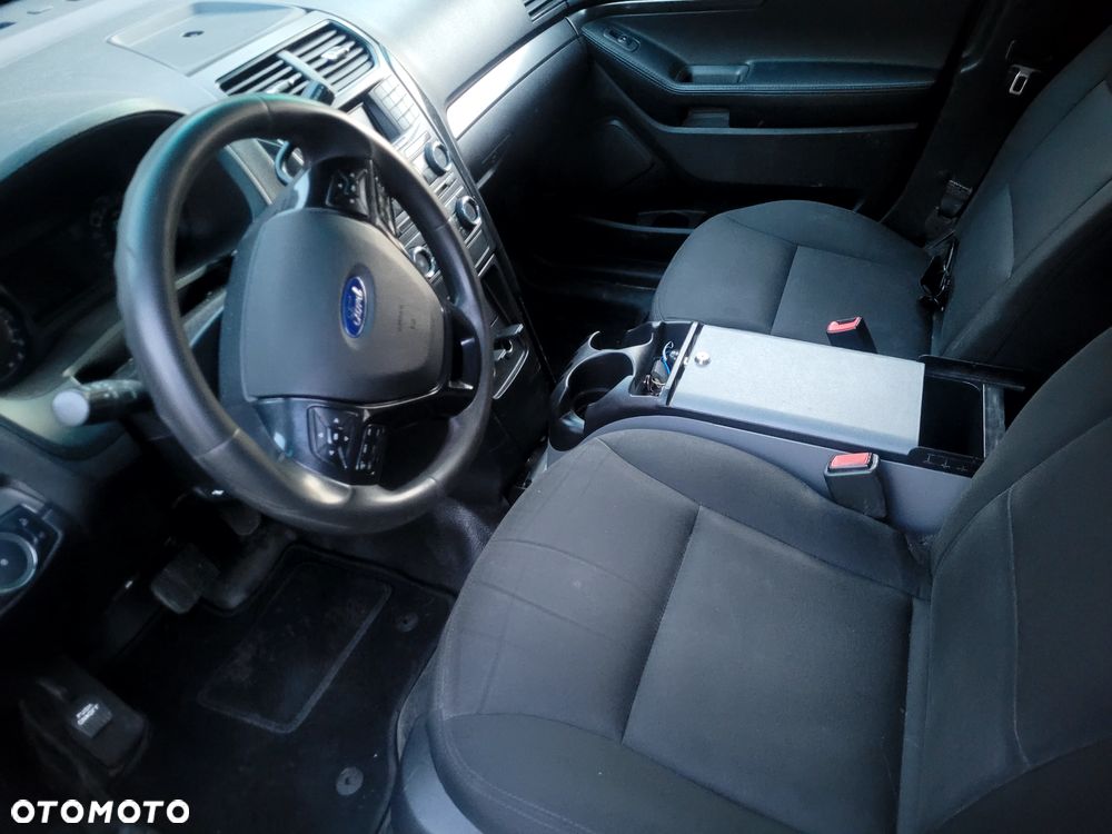 Ford Explorer - 9