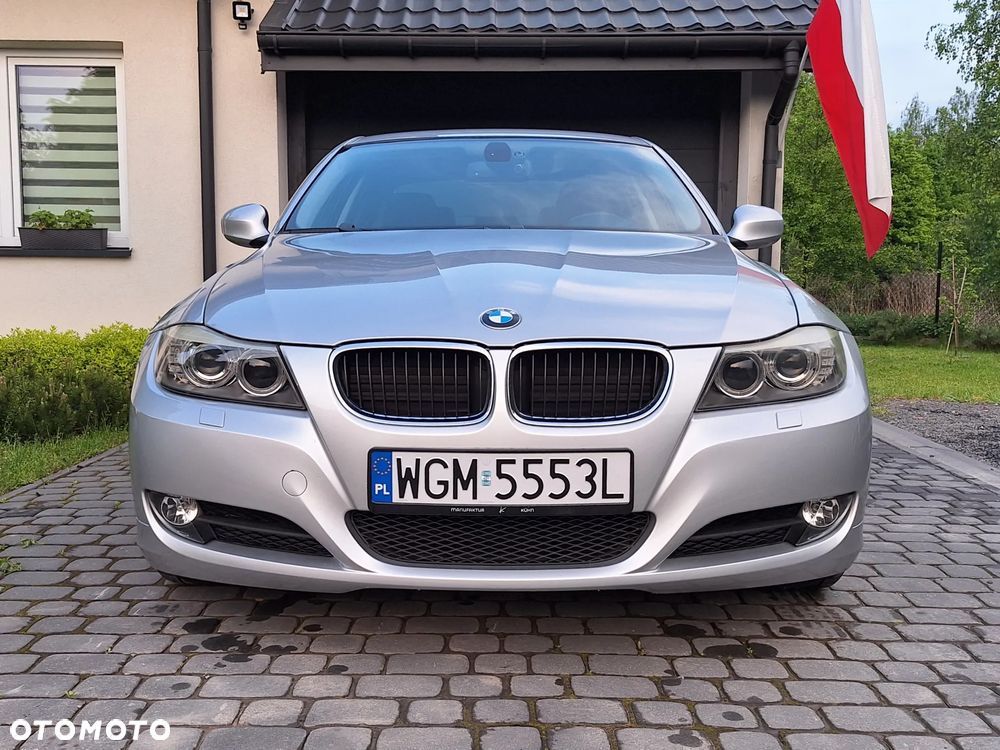 BMW Seria 3 318i - 3