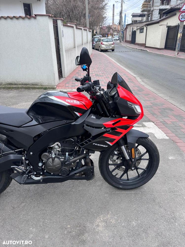 Aprilia Tuono - 2