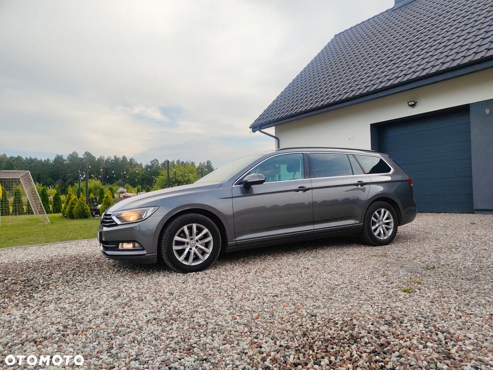 Volkswagen Passat 2.0 TDI (BlueMotion Technology) Comfortline - 26