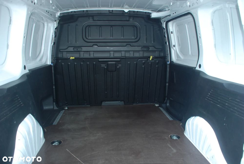 Peugeot Partner - 11